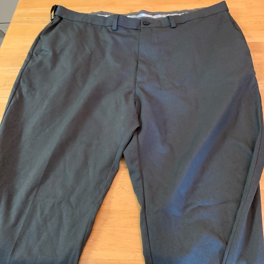 Men’s dress pant